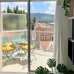 Risso - Charming One Bedroom With A Balcony