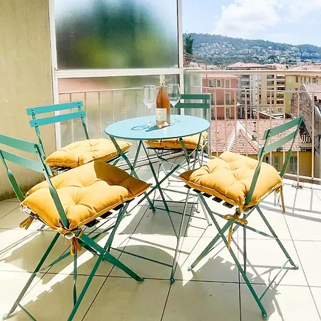 Risso - Charming One Bedroom With A Balcony Nizza