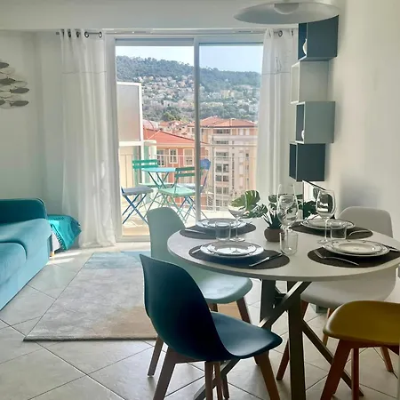 Risso - Charming One Bedroom With A Balcony Nizza