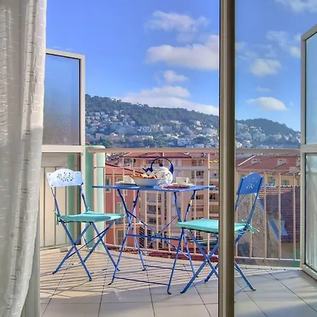Risso - One Bedroom With Pool, Newly Renovated In Spring 2024 * Nice