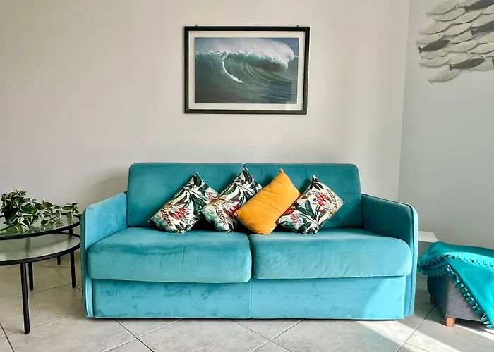 Risso - Charming One Bedroom With A Balcony
