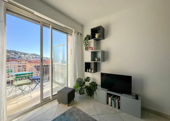 Risso - Charming One Bedroom With A Balcony Nicea