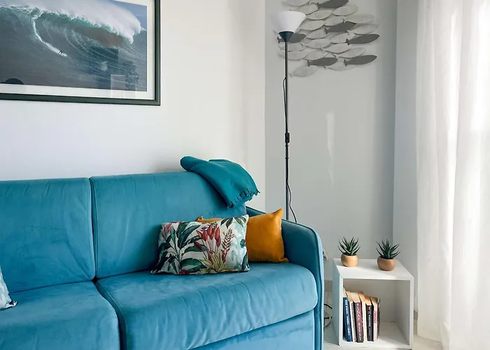 Risso - Charming One Bedroom With A Balcony Lejlighed *