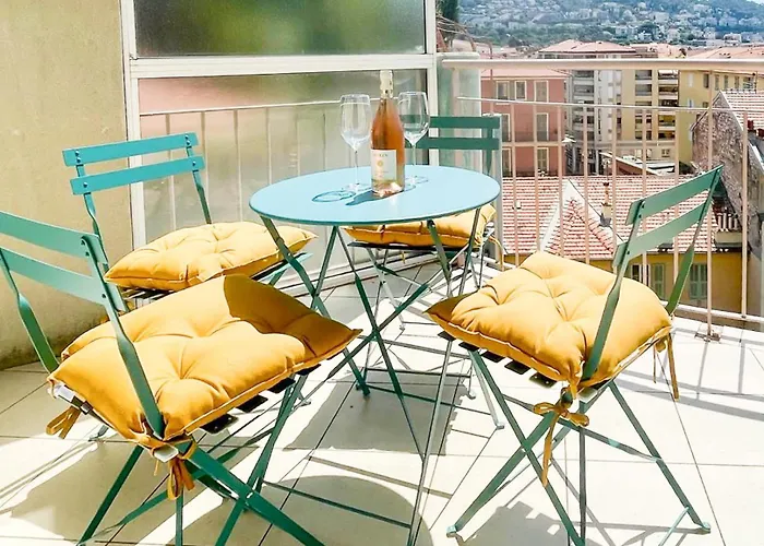 Risso - Charming One Bedroom With A Balcony Nice