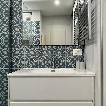 Lejlighed Risso - Charming One Bedroom With A Balcony Nice